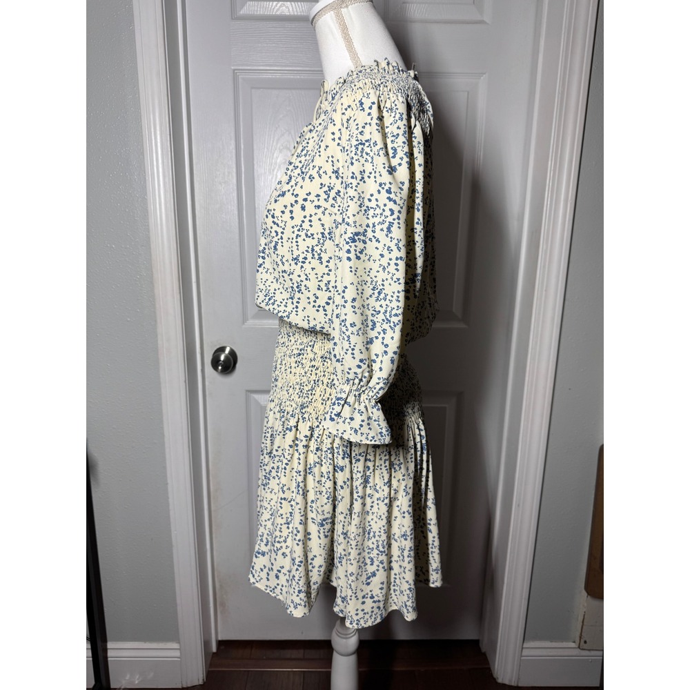 Entro Smocked Waist Floral Mini Dress S Cream Blue Good Ruffle Tiered - Picture 5 of 8
